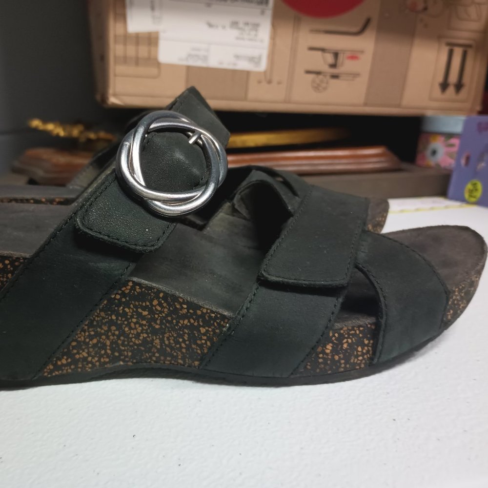 dansko susie milled nubuck